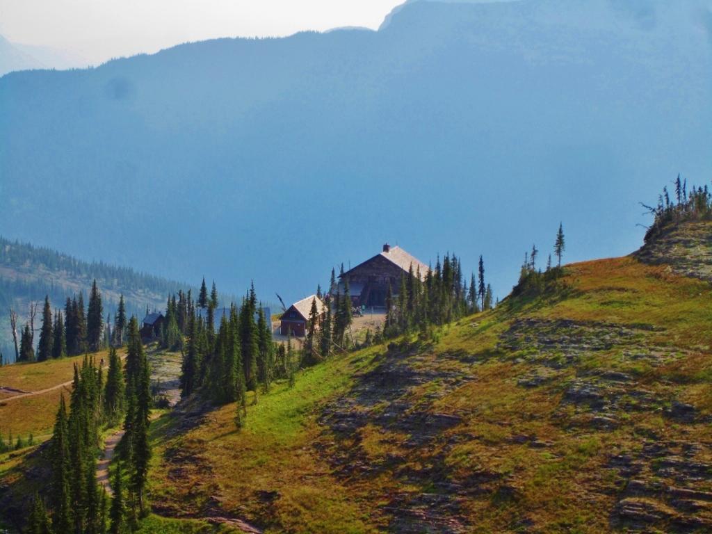 Dancing Bears Inn East Glacier Park Village Bagian luar foto